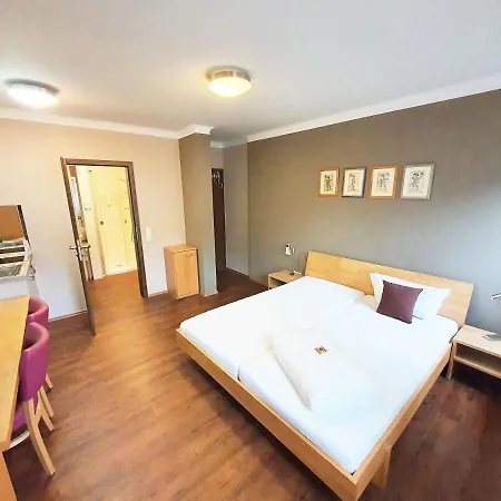 Burgers Hotel 3*