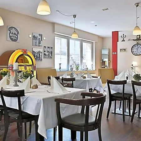 Hotel Burgers 3*
