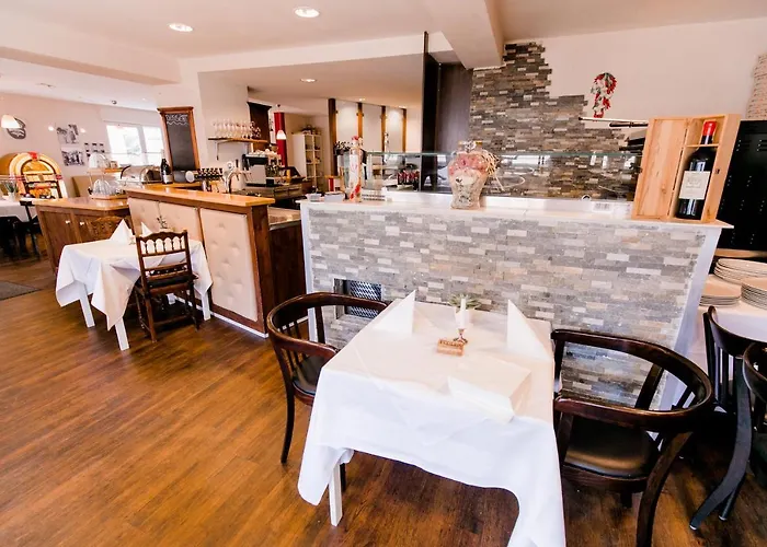 Отель Burgers 3*